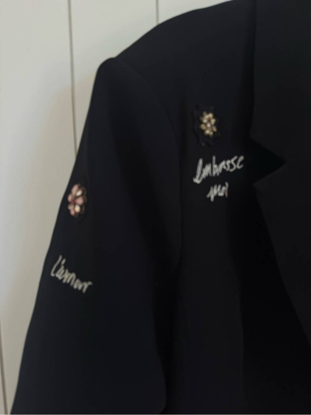 cinq a sept Black Embroidered & Beaded Blazer - Picture 5 of 6